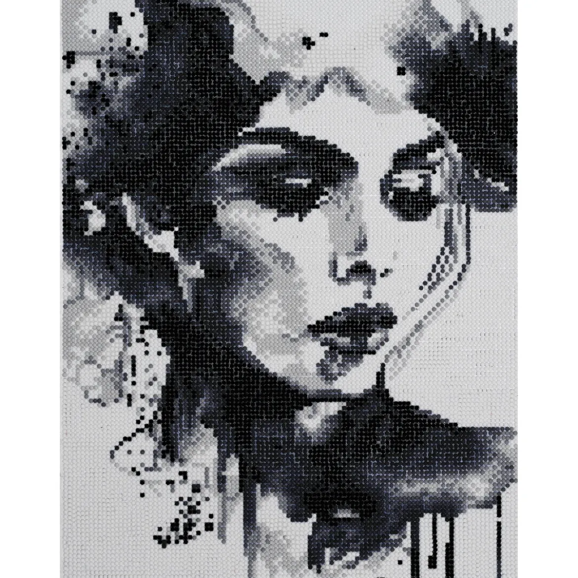 Diamond painting ansikt i svart og hvit akvarellstil 30×40 cm