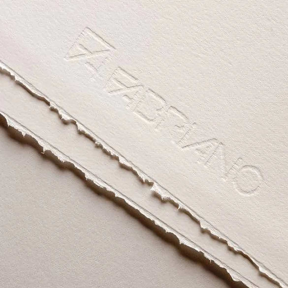 Fabriano Hvit 220g 70x100