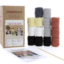Hooked DIY-kit Forest friends, hekle 3 søte skogsvenner