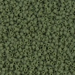 MIYUKI Delica 11/0 grønn 5 g – DB1585 Matted Opaque Avocado