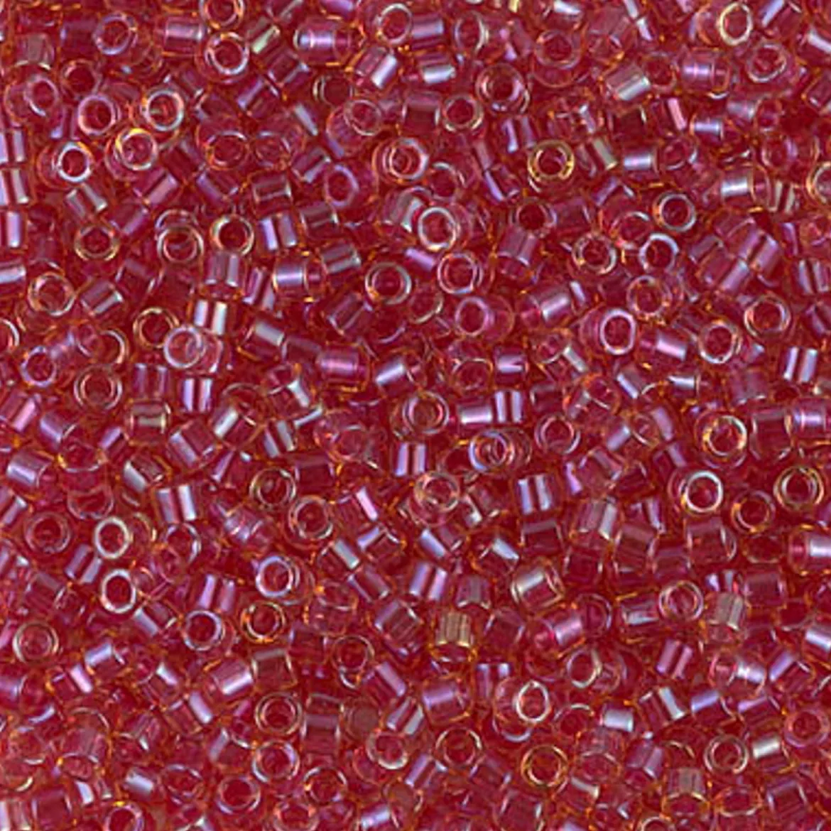 MIYUKI Delica bringebærrød 5g – DBM0062 Light Lined Cranberry