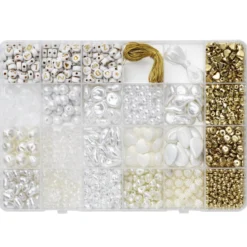 Perlemiks med et preg av luksus og bling – perler i hvitt, gull og perlemor