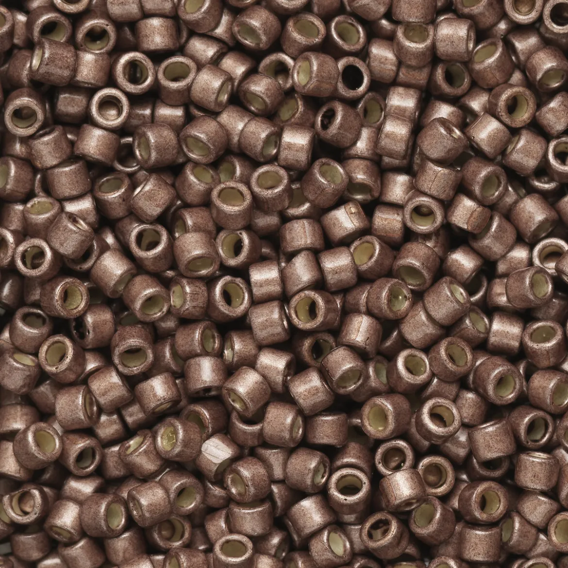 TOHO-perler 11/0 – brun metallic matt, PF556F PF galvanized matte mocha frost