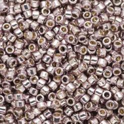 TOHO-perler 11/0 – lilla sølv metallic, PF554 PF galvanized lilac