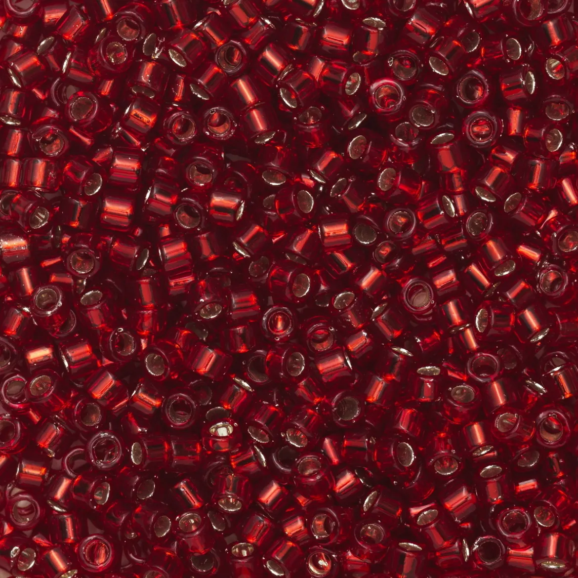 TOHO-perler 11/0 – rubinrød, 25C Silverlined ruby
