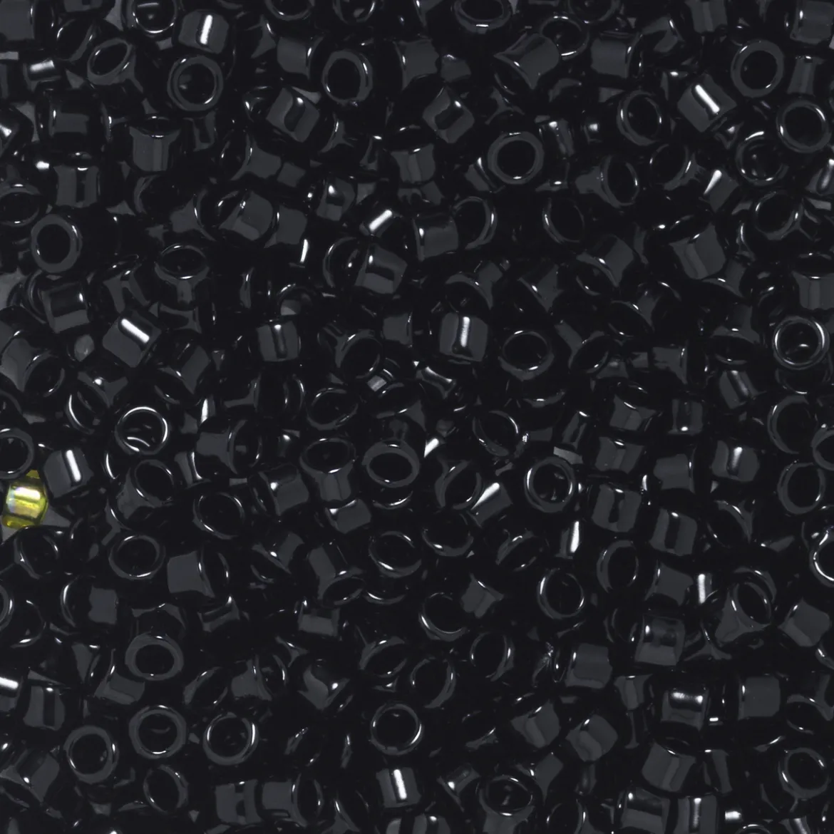 TOHO-perler 11/0 – svart blank, 49 Opaque jet black