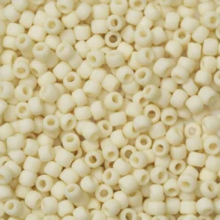 TOHO-perler runde 11/0 – offwhite, 51F Opaque frosted light beige